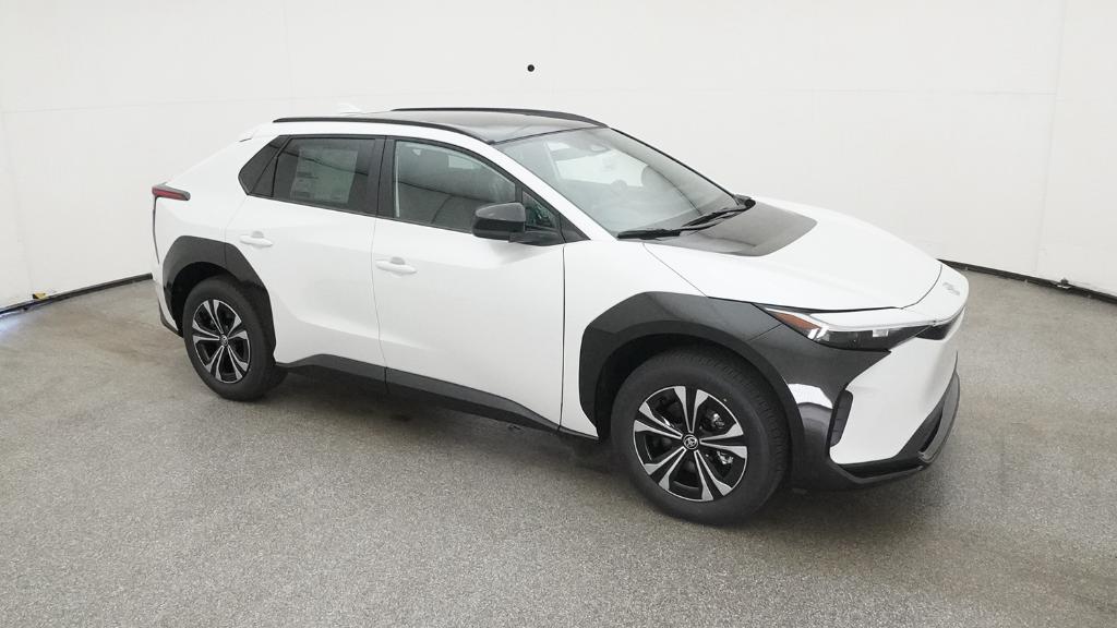 2025 Toyota bZ4X XLE photo 15