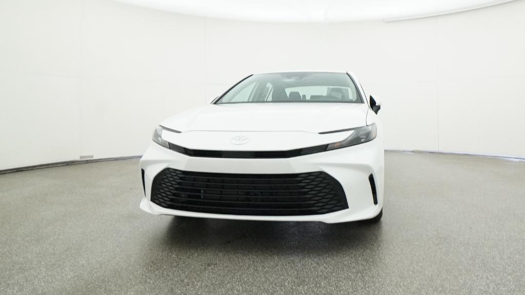 2025 Toyota Camry LE photo 16