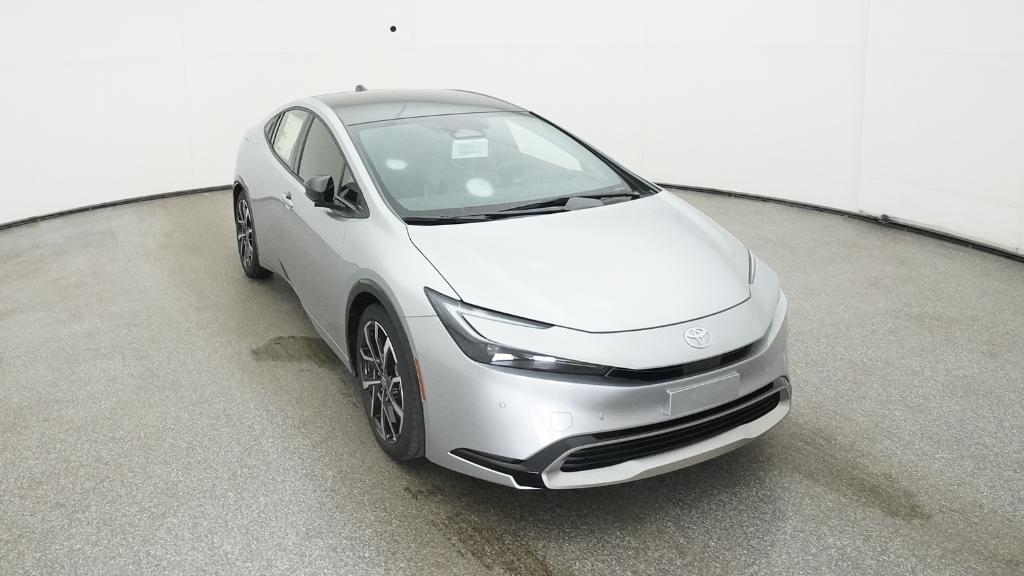 2026 Toyota Prius XSE Plug-in Hybrid photo 4