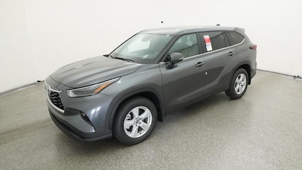 2025 Toyota Highlander LE SUV