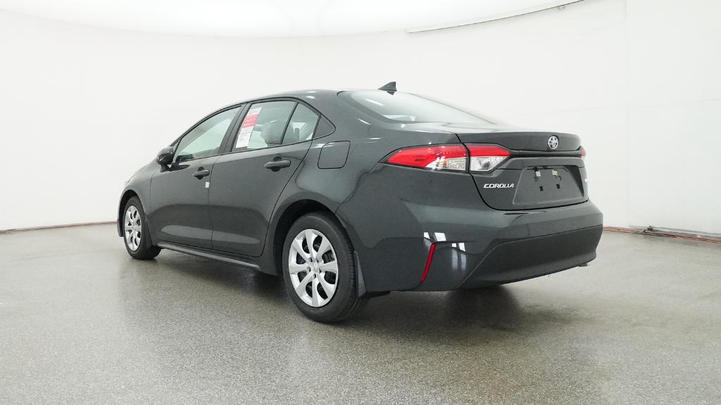 2026 Toyota Corolla LE photo 3