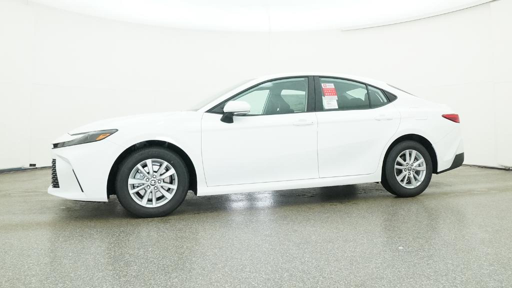2025 Toyota Camry LE photo 20