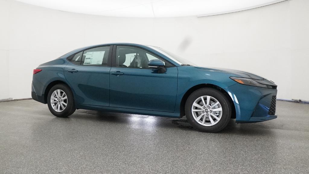2026 Toyota Camry LE photo 22