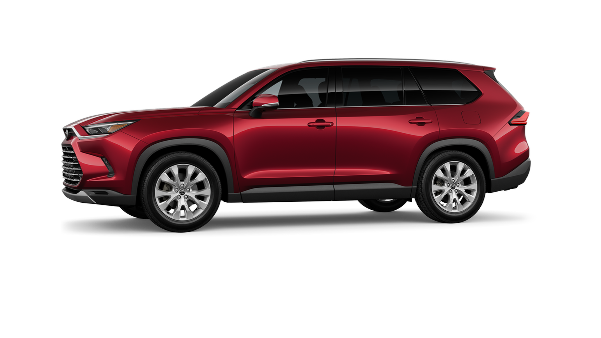 2026 Toyota Highlander Hybrid Limited photo 2