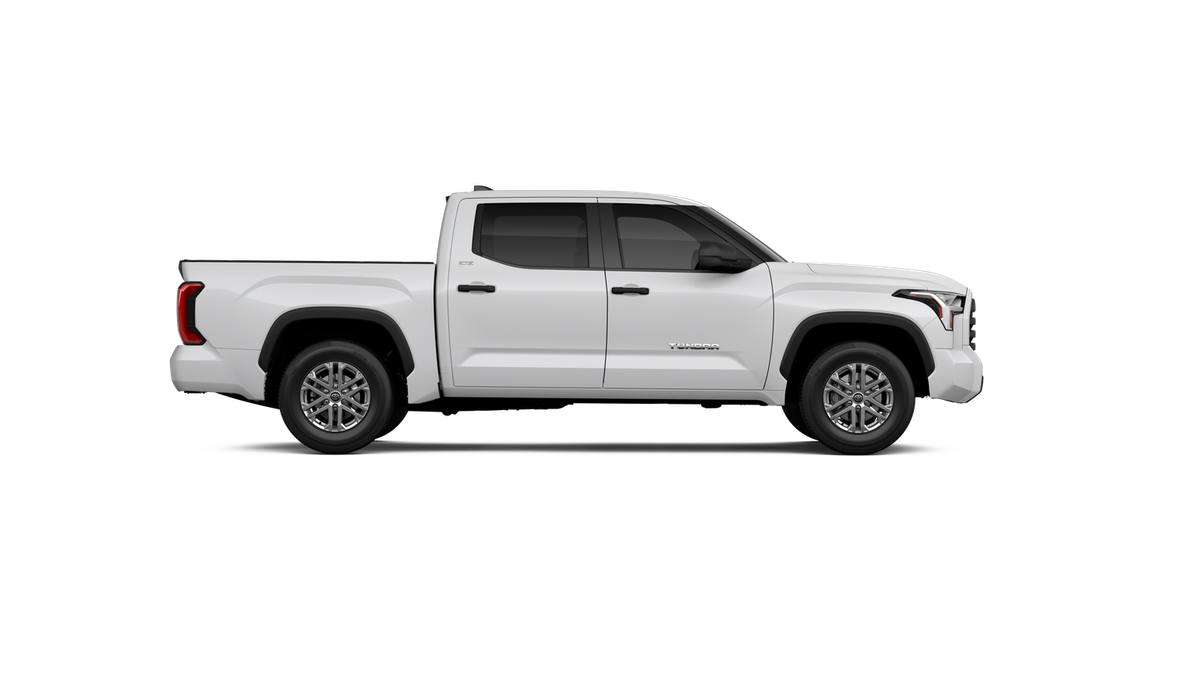 2025 Toyota Tundra SR5 CrewMax photo 15
