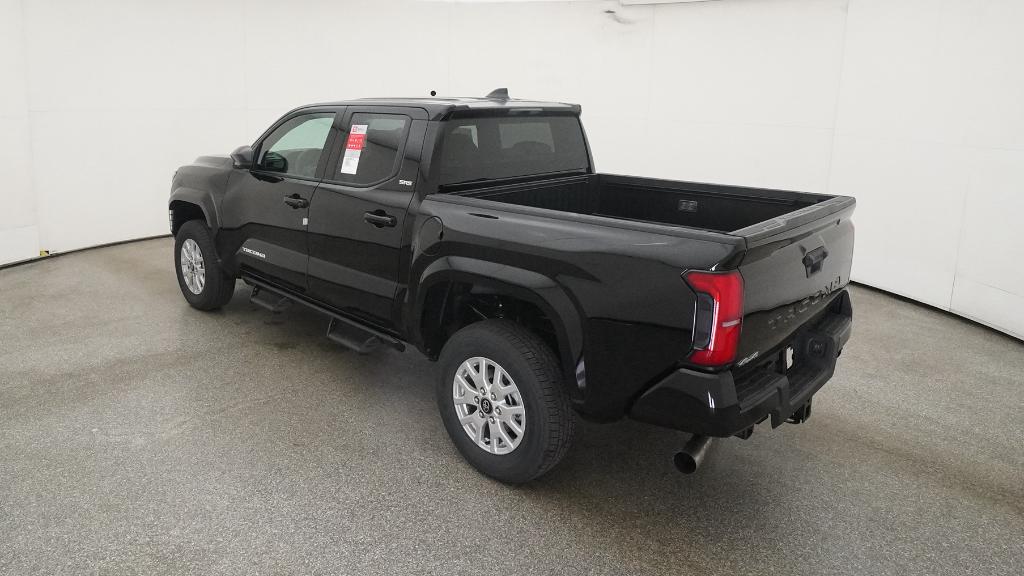 2025 Toyota Tacoma SR5 4x4 Double Cab photo 3