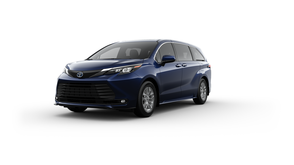 2025 Toyota Sienna XLE Hero Image