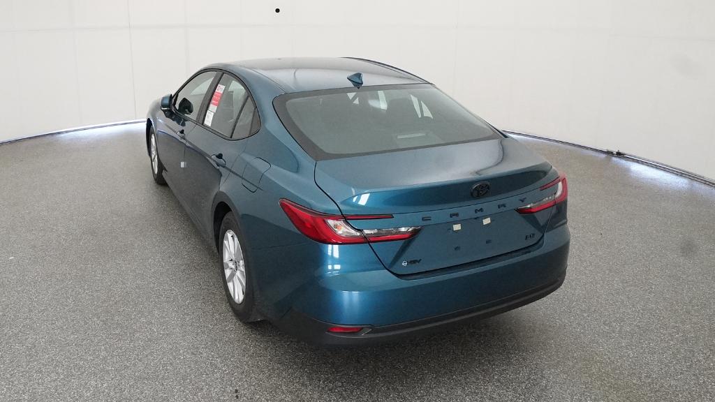 2026 Toyota Camry LE photo 12