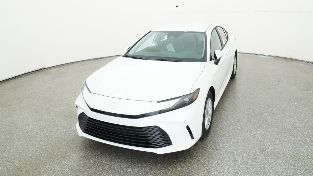 2025 Toyota Camry LE photo 5
