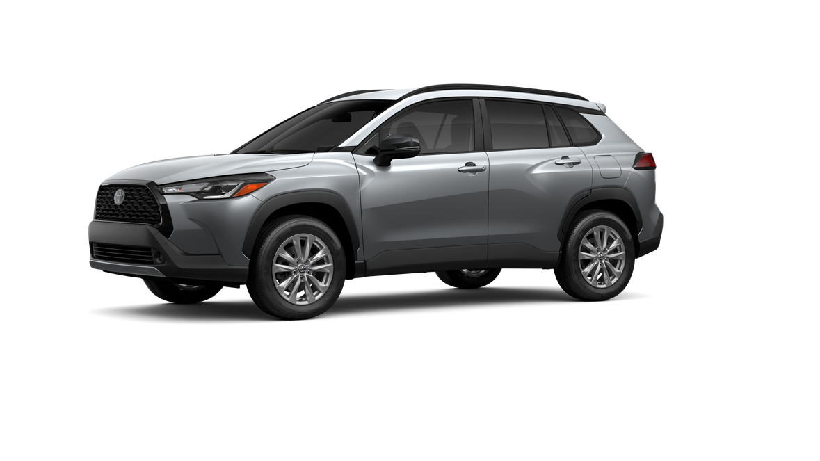 Toyota Corolla Cross LE photo 2