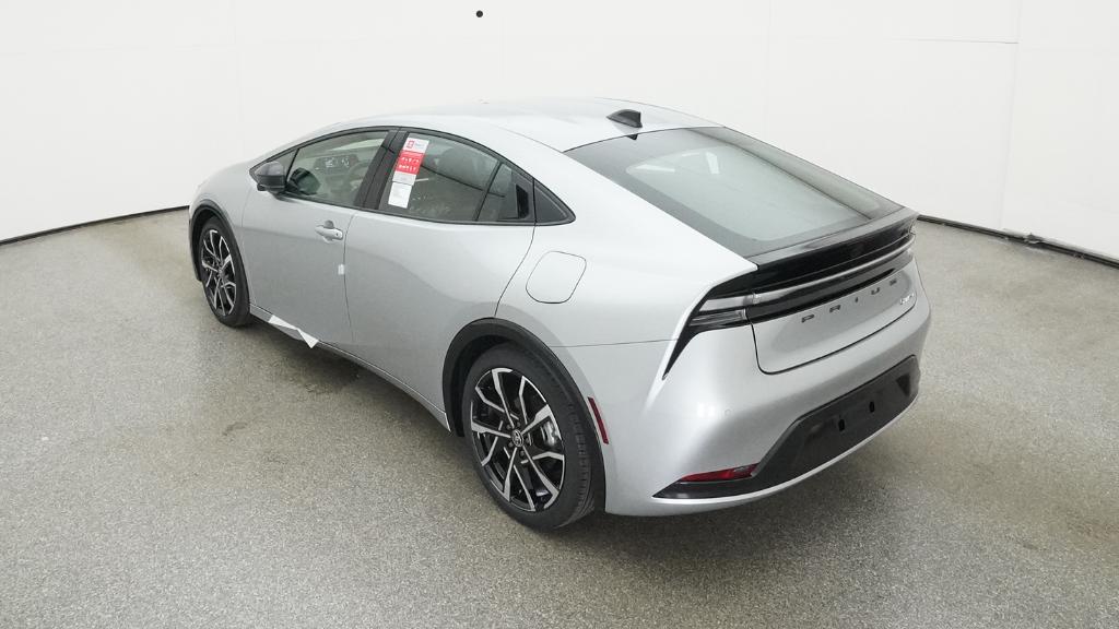 2026 Toyota Prius XSE Plug-in Hybrid photo 2