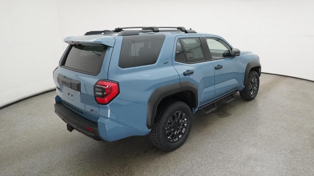 2025 Toyota 4Runner SR5 photo 3