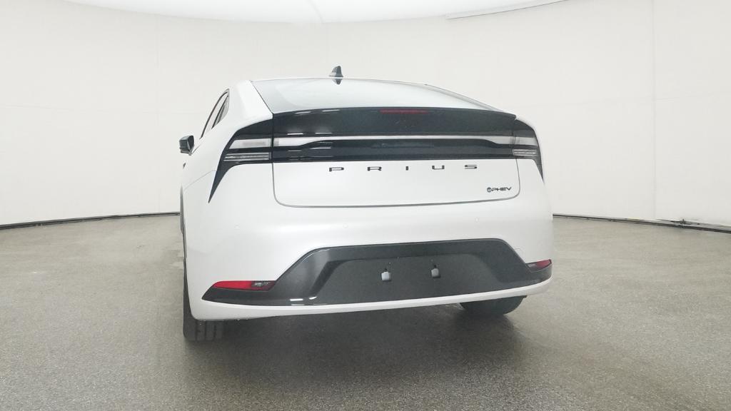2026 Toyota Prius Plug-in Hybrid photo 12