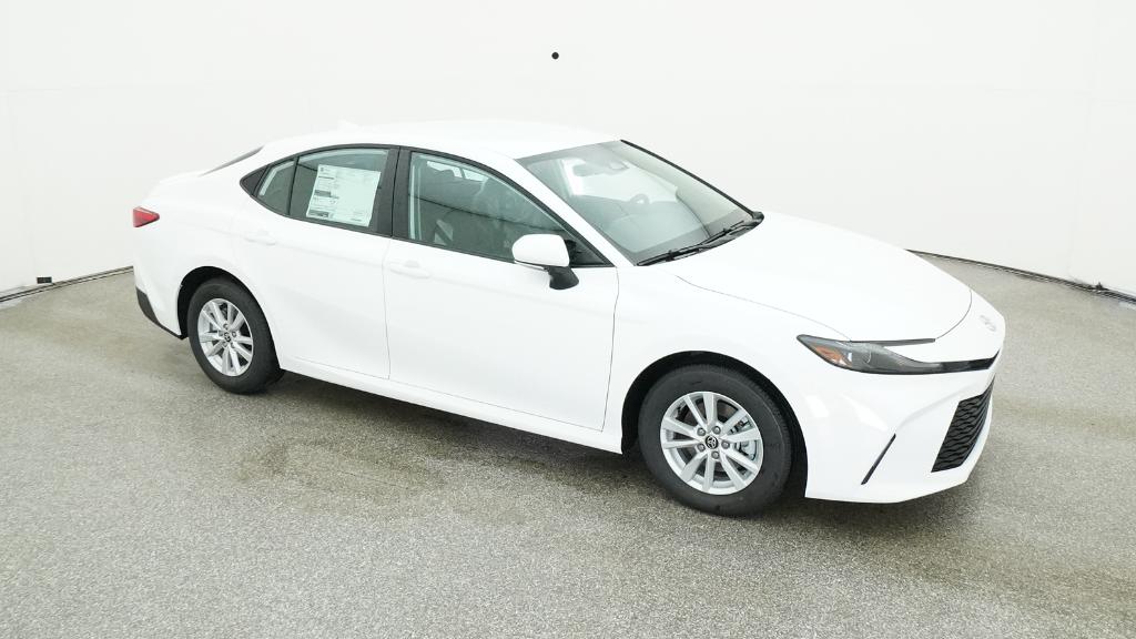 2025 Toyota Camry LE photo 24