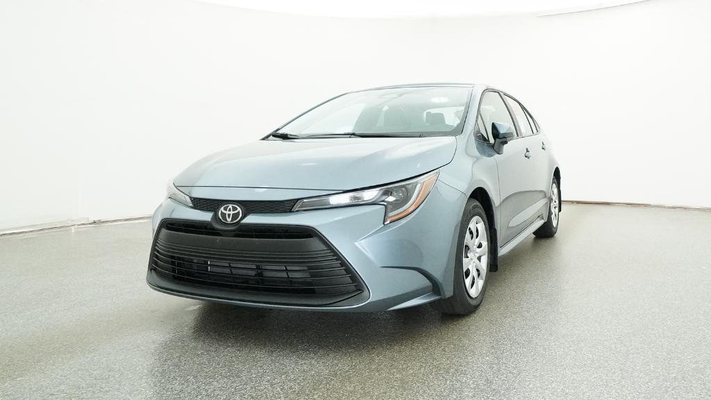 2025 Toyota Corolla LE photo 4