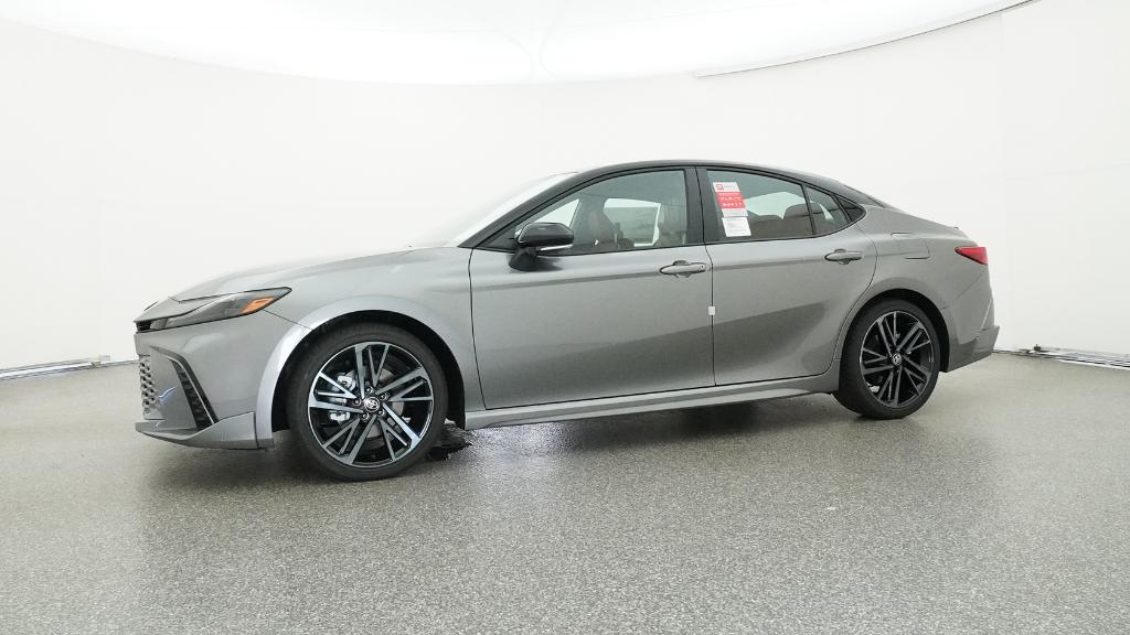 2025 Toyota Camry XSE photo 7