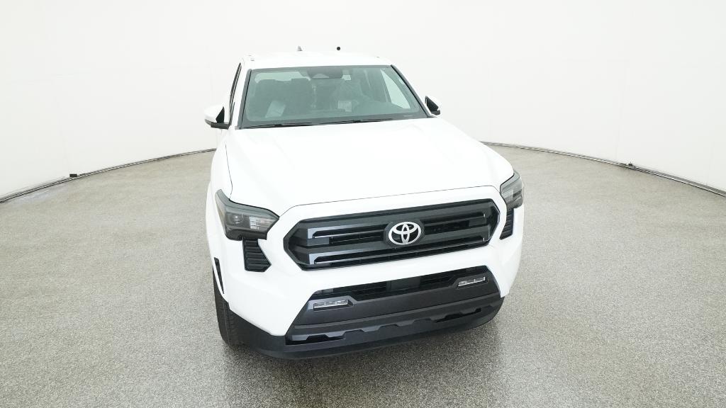 2025 Toyota Tacoma SR5 photo 3