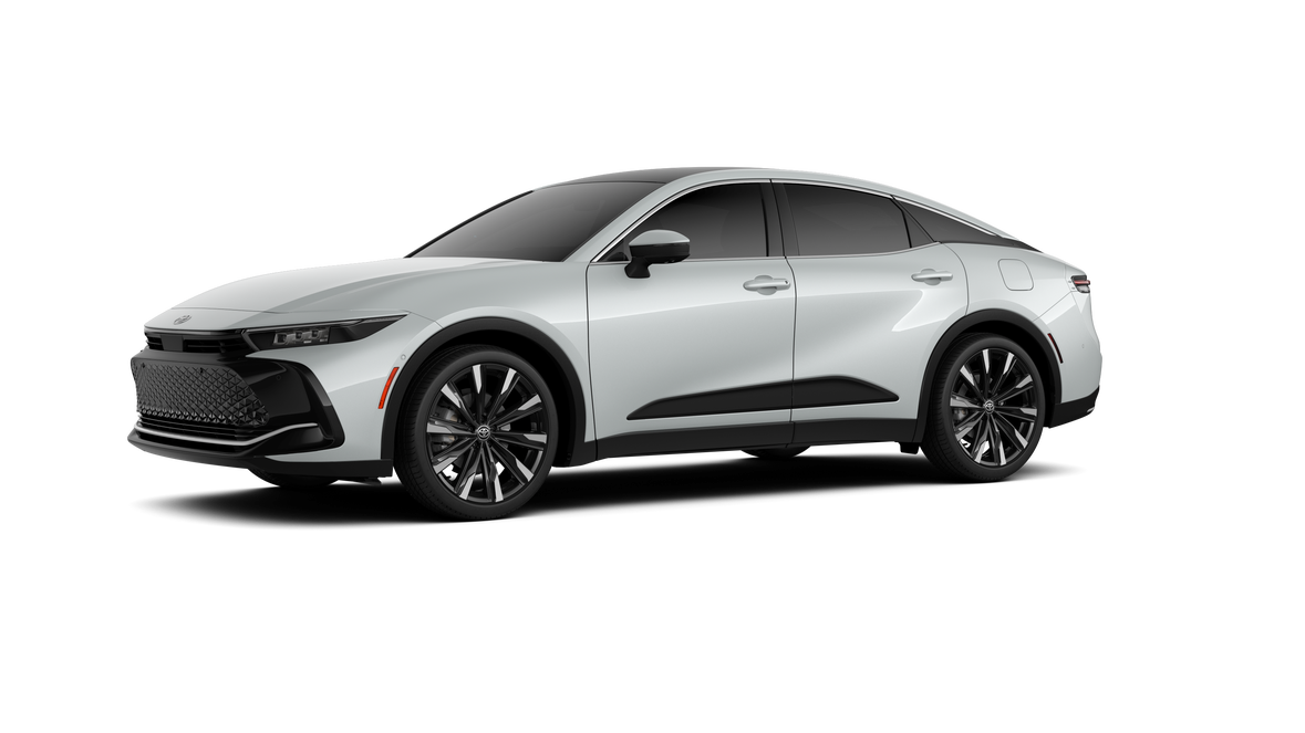 2026 Toyota Crown Platinum photo 2