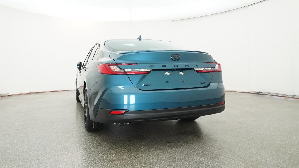 2025 Toyota Camry LE photo 33