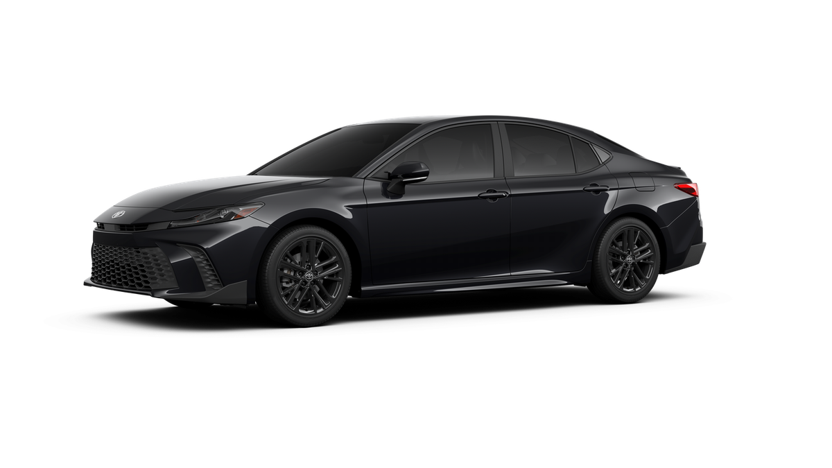Toyota Camry SE photo 2