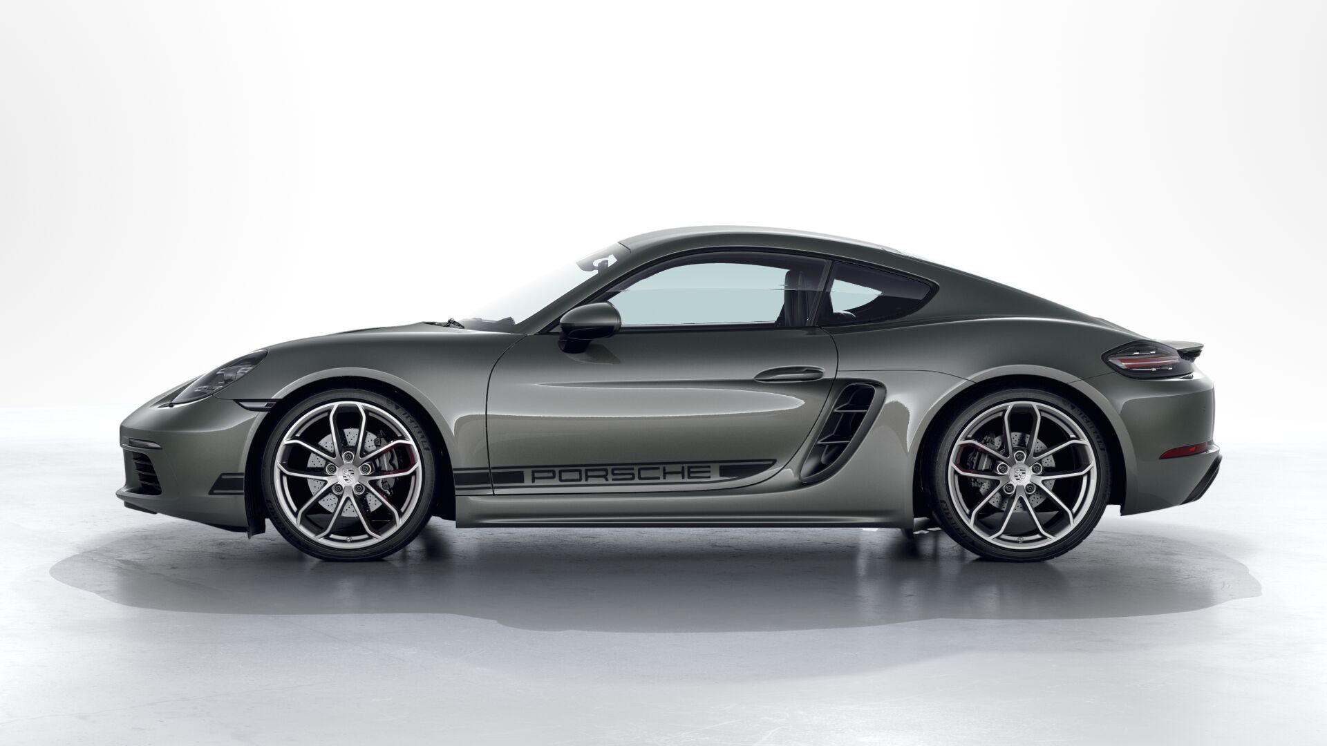 2025 Porsche Cayman Base photo 2