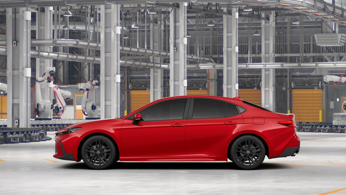 2026 Toyota Camry SE photo 4