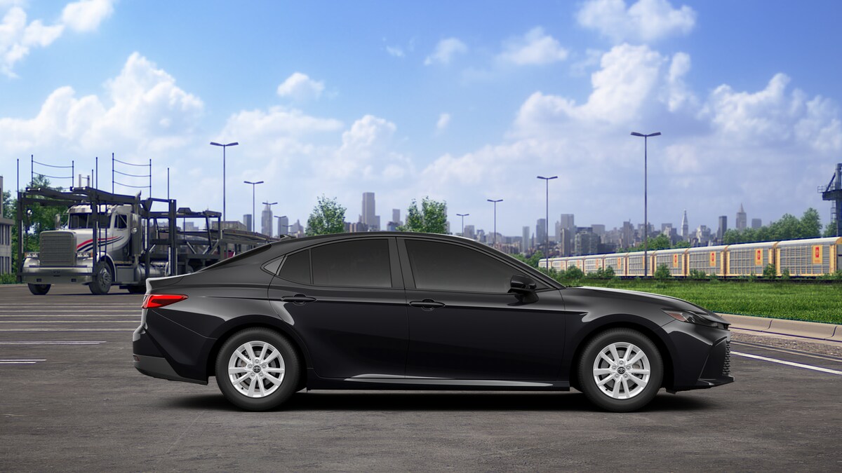 2026 Toyota Camry LE - Photo 44