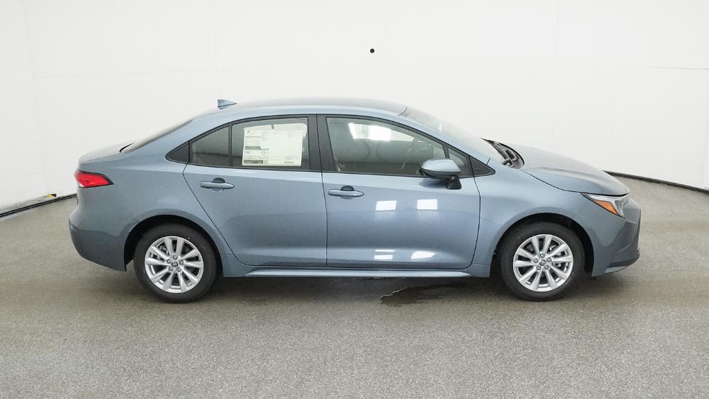 2025 Toyota Corolla Hybrid LE photo 22