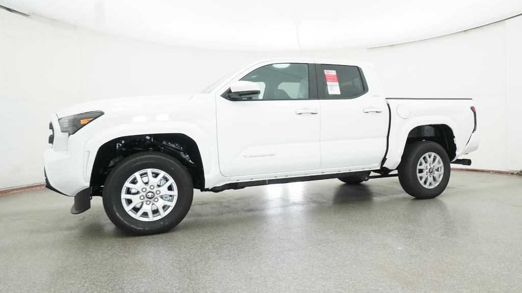 2025 Toyota Tacoma SR5 photo 2