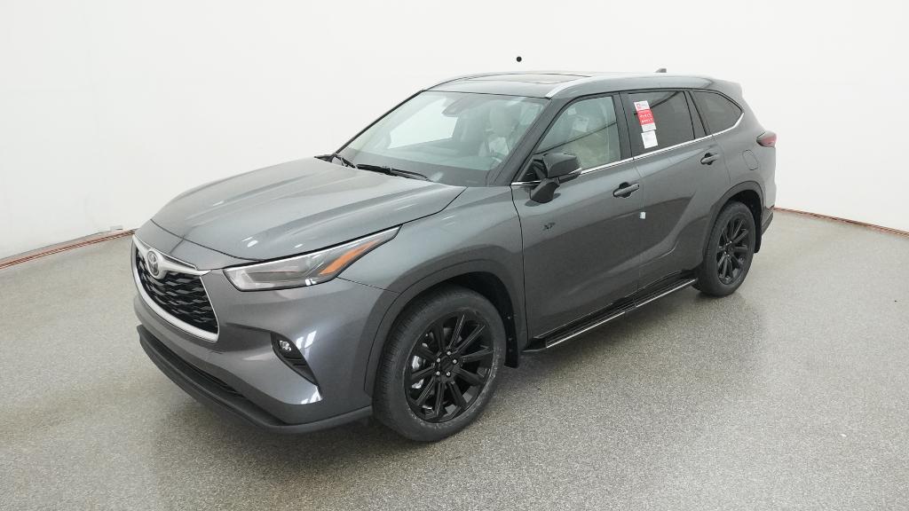 2025 Toyota Highlander XLE FWD 