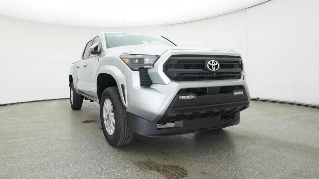 2025 Toyota Tacoma SR5 Double Cab photo 2
