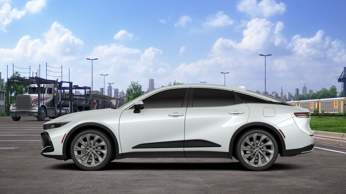 2026 Toyota Crown Limited photo 4