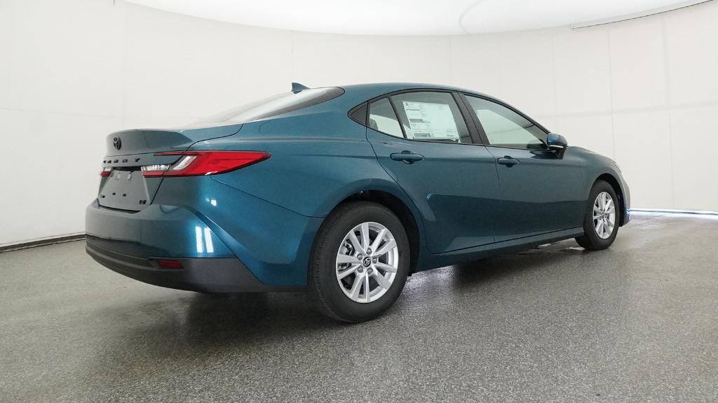 2026 Toyota Camry LE photo 20