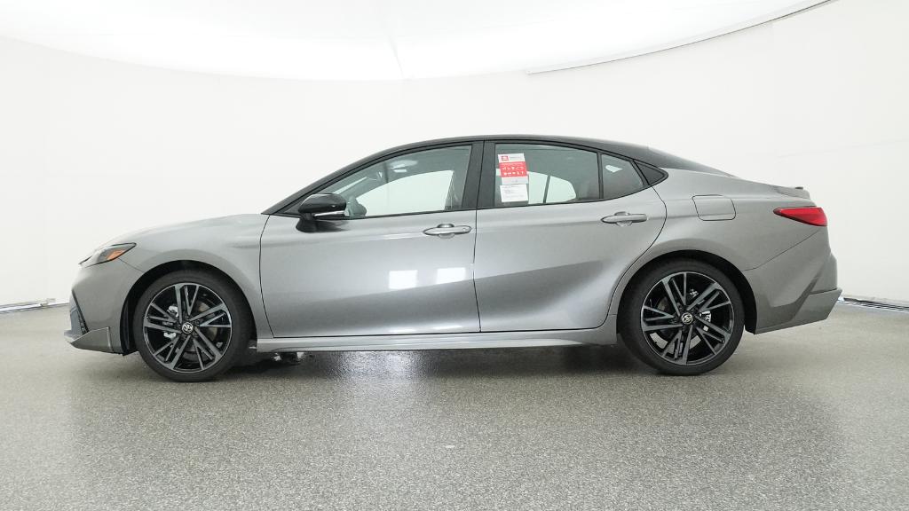 2025 Toyota Camry XSE photo 19