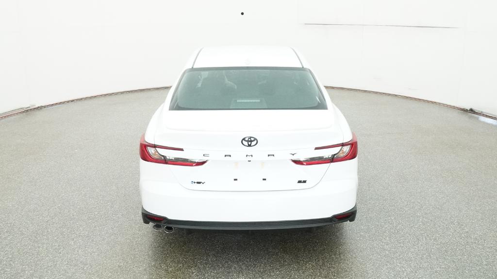 2025 Toyota Camry SE photo 4