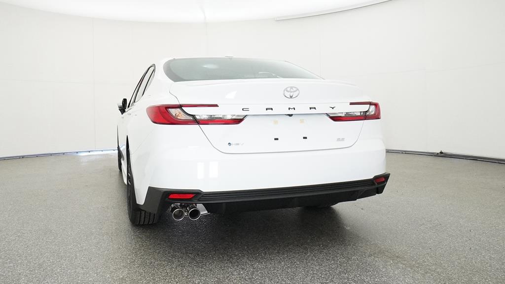 2025 Toyota Camry SE photo 11