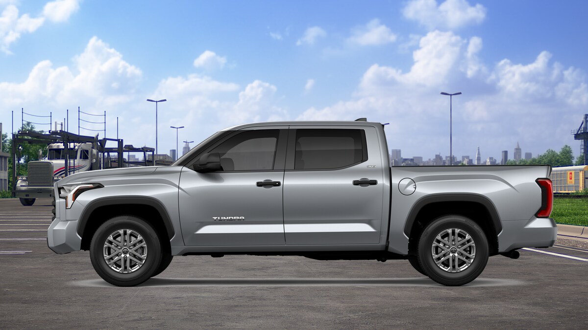 2026 Toyota Tundra SR5 CrewMax photo 4