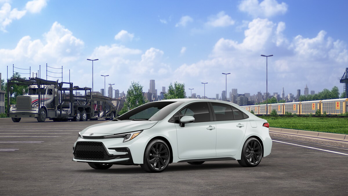 2025 Toyota Corolla SE photo 3