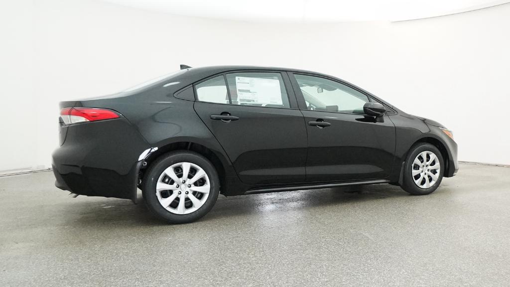 2026 Toyota Corolla LE photo 2