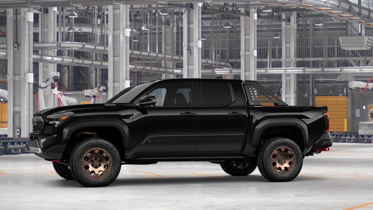 2025 Toyota Tacoma Trailhunter photo 3