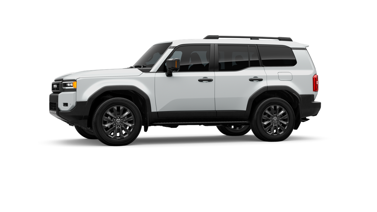 2025 Toyota Land Cruiser photo 3