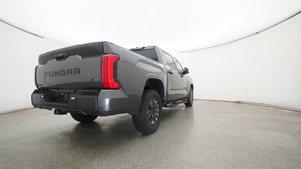 2025 Toyota Tundra SR5 CrewMax photo 2
