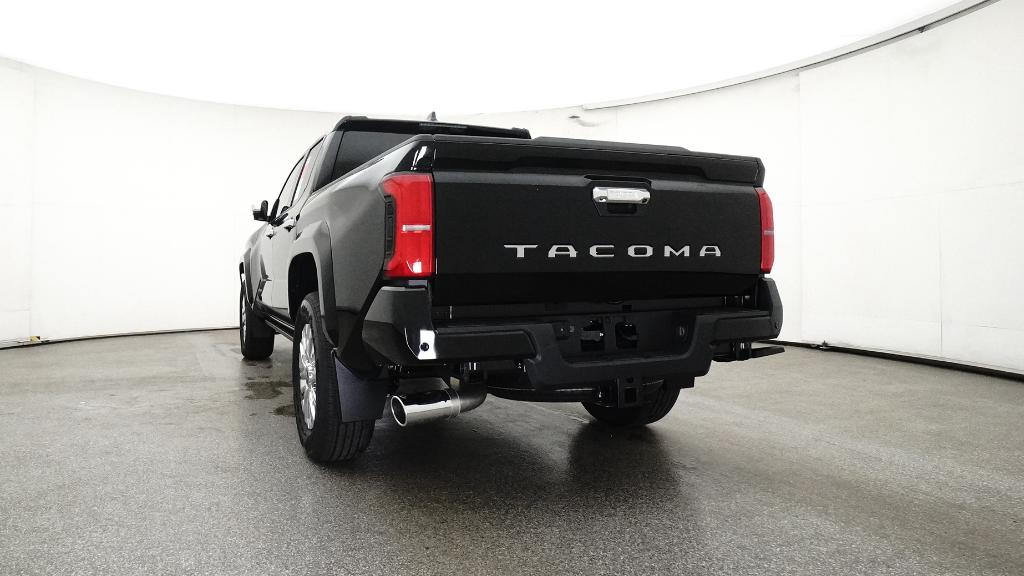 2025 Toyota Tacoma Limited photo 3