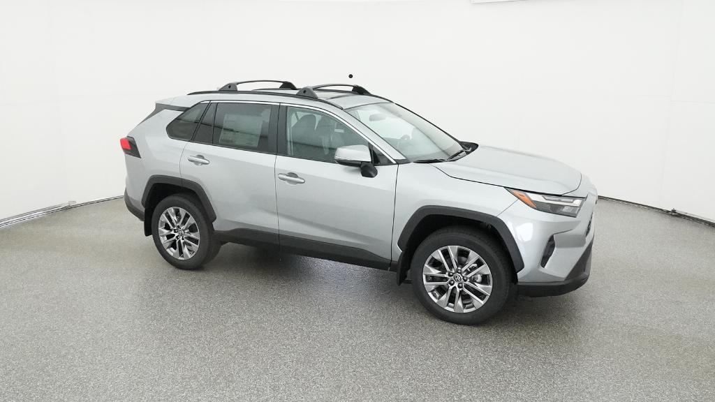 2025 Toyota RAV4 XLE Premium photo 2