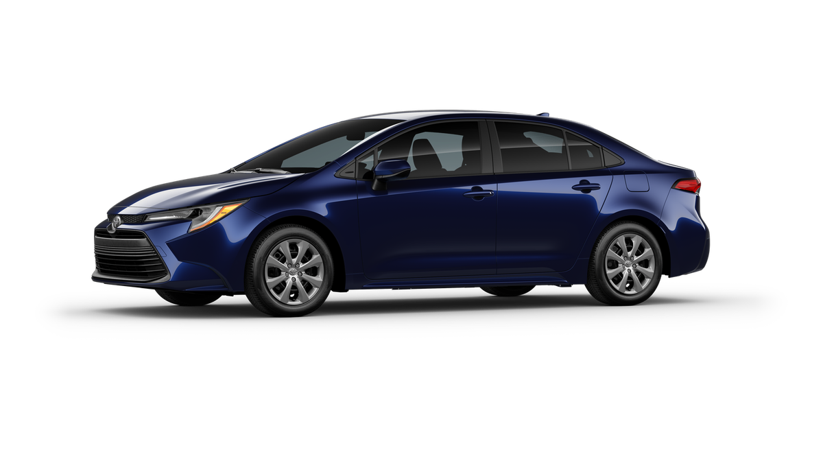 2025 Toyota Corolla LE photo 3