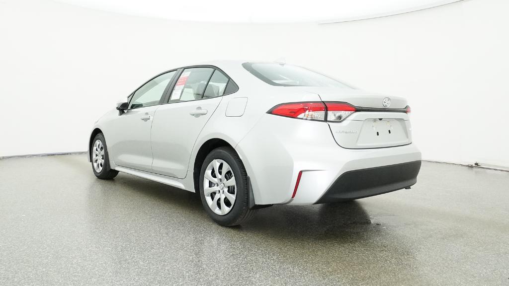 2026 Toyota Corolla LE photo 2