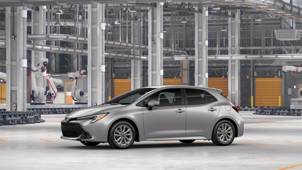2025 Toyota Corolla SE photo 2