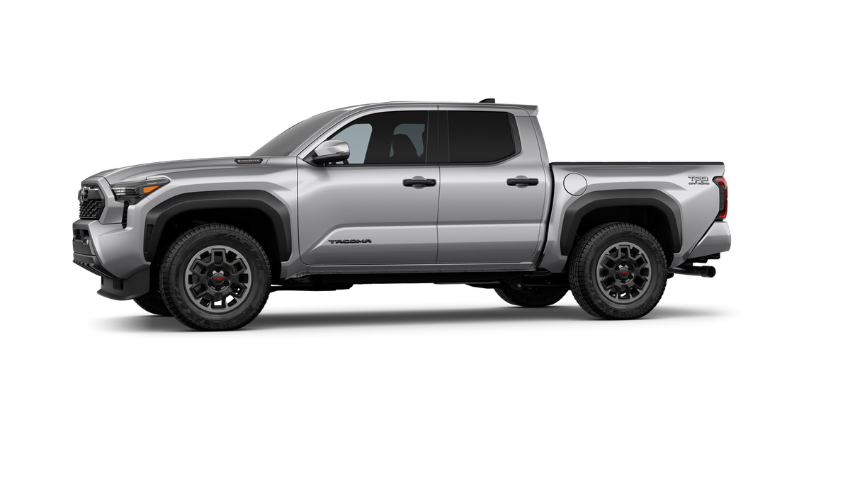 2025 Toyota Tacoma TRD Off-Road photo 3
