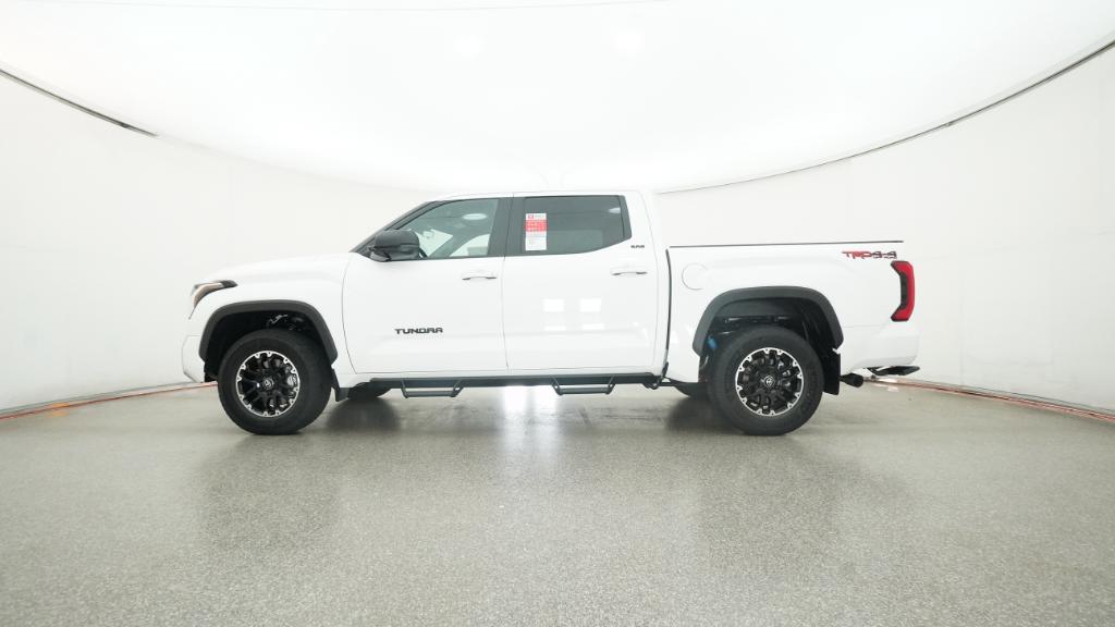 2026 Toyota Tundra SR5 CrewMax photo 3