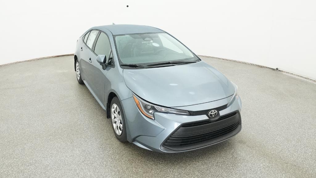 2025 Toyota Corolla LE photo 4